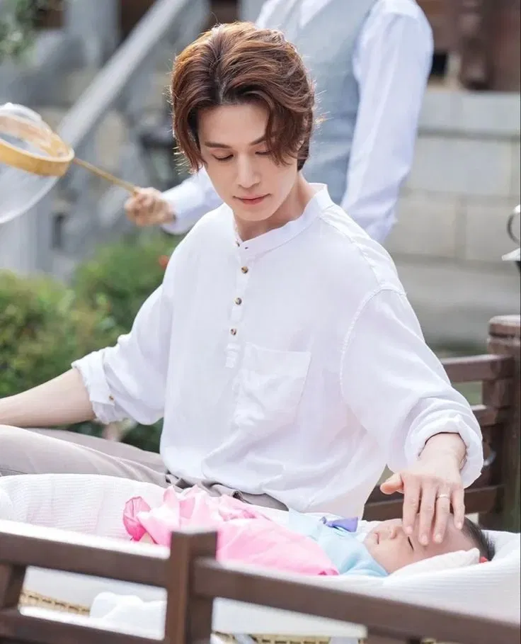 Avatar of Lee Yeon