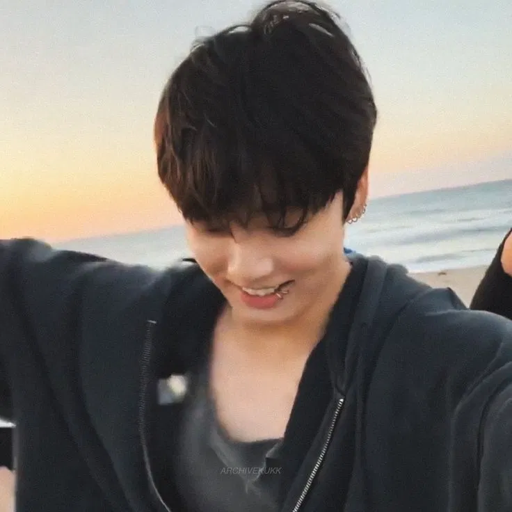Avatar of 𝙋𝙤𝙥𝙪𝙡𝙖𝙧 𝙜𝙪𝙮┋Jeon Jungkook
