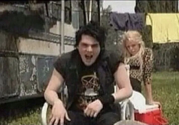Avatar of 007 - gerard way