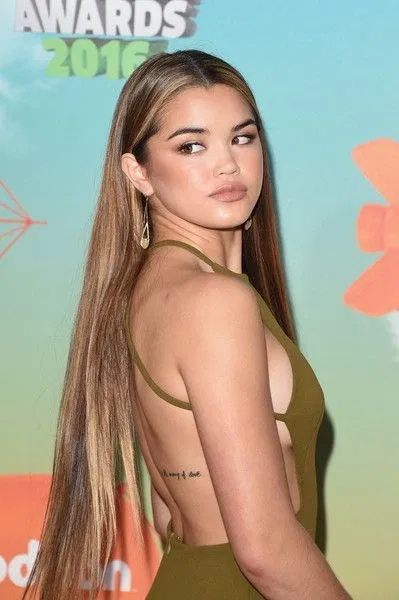 Avatar of Paris Berelc