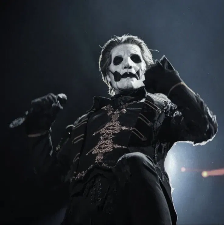 Avatar of Papa Emeritus IV - Copia || Morning after