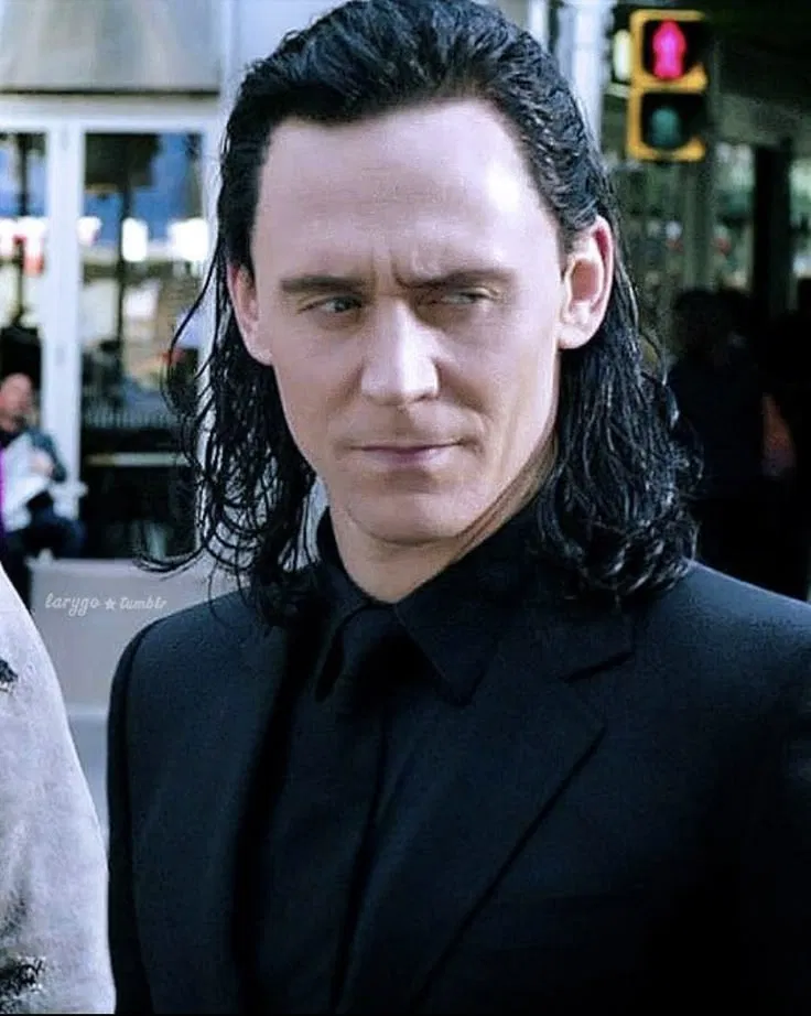 Avatar of Loki「Not Quite Enemies. Not Quite Friends」