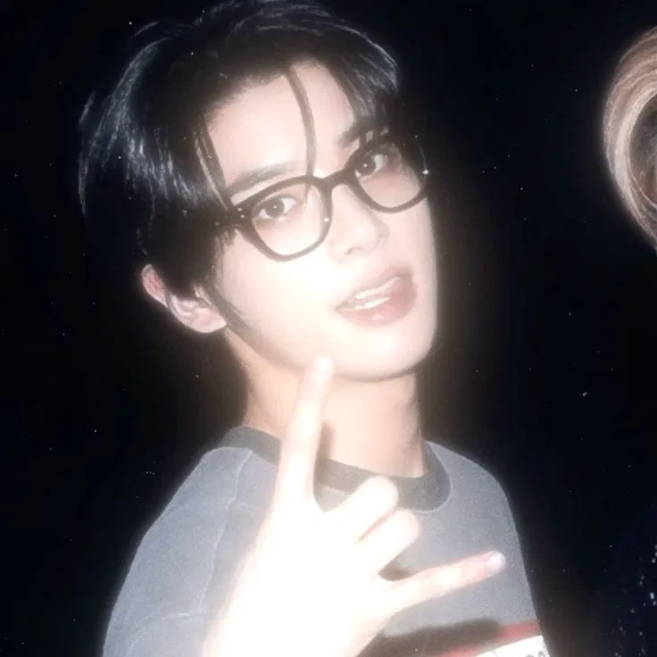 Avatar of Sim Jake | °☆colleague☆°