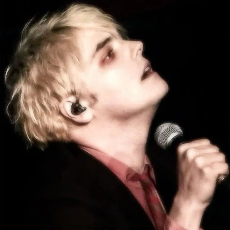 Avatar of Gerard Way - number 15