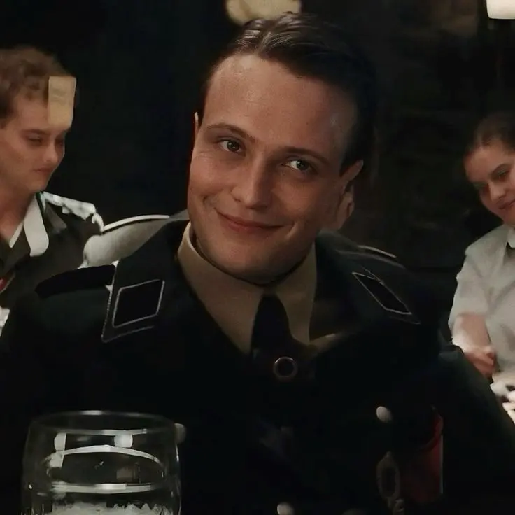 Avatar of DIETER HELLSTROM
