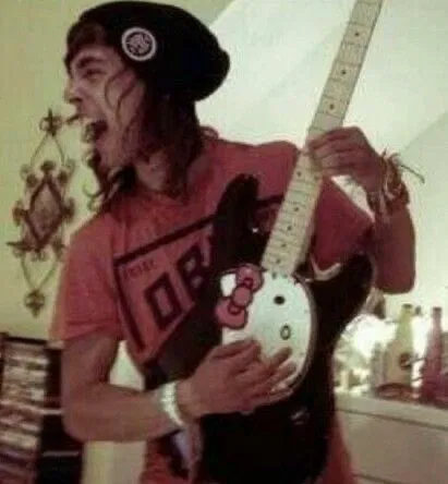 Avatar of Vic Fuentes