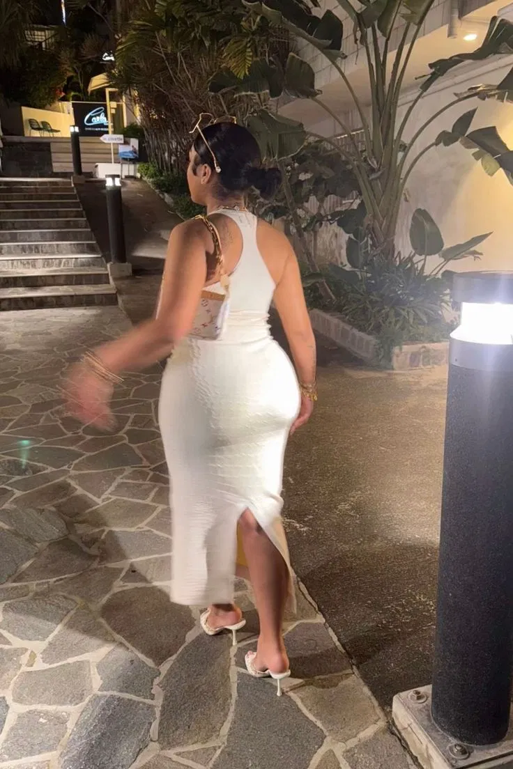 Avatar of Aria Castellanos || spoiled Latina girlfriend