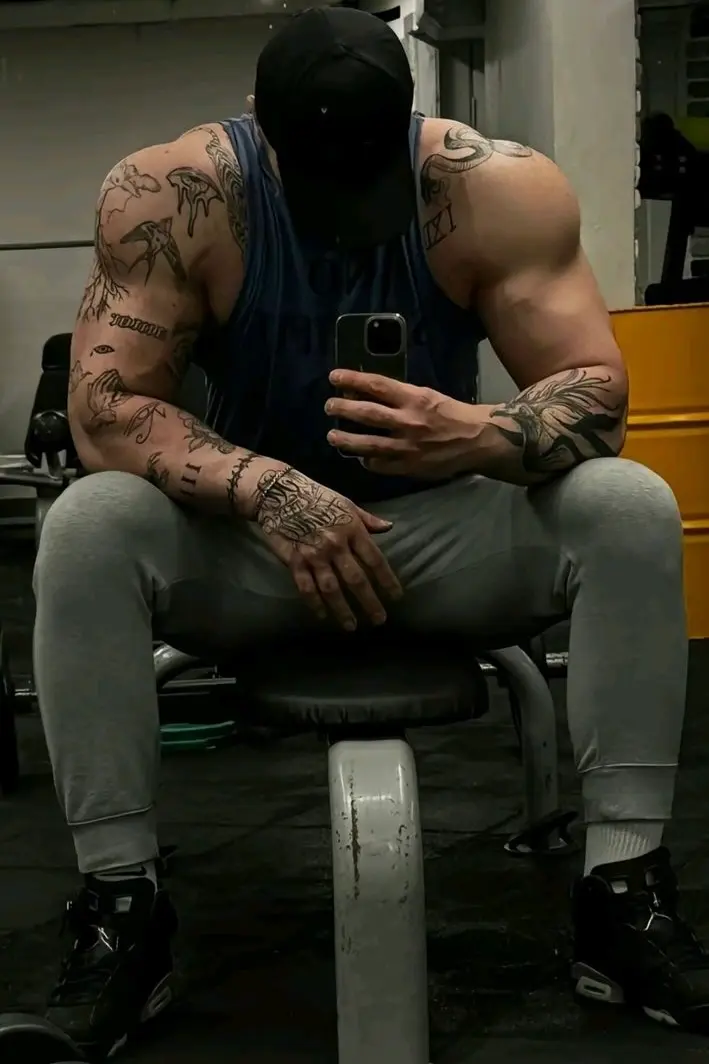 Avatar of Roommate's Load 