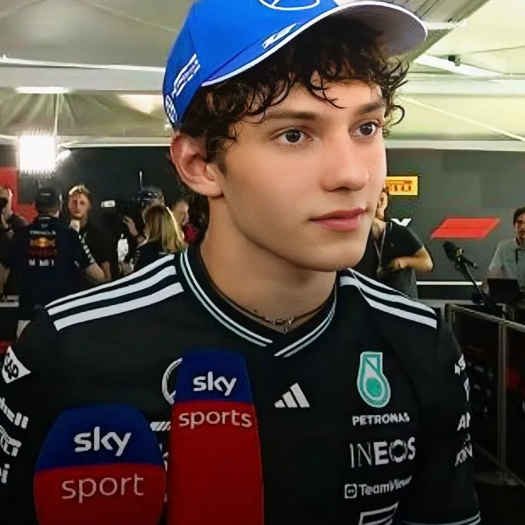 Avatar of Kimi Antonelli // Controversially