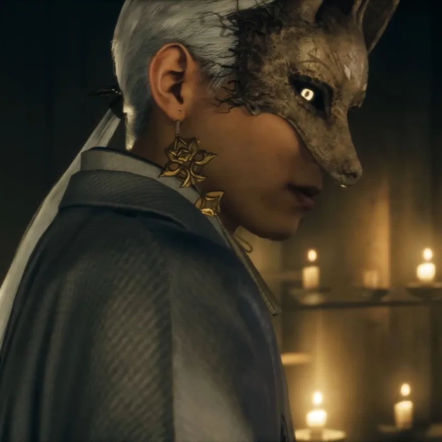 Avatar of Tsuneki Kotoyuki - fox mask