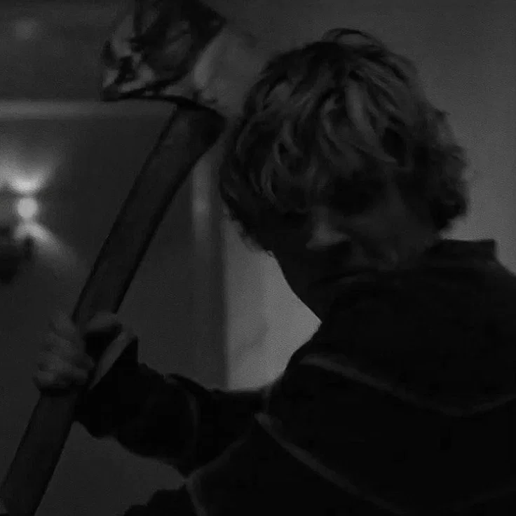 Avatar of 🩸YANGIRE || Tate Langdon