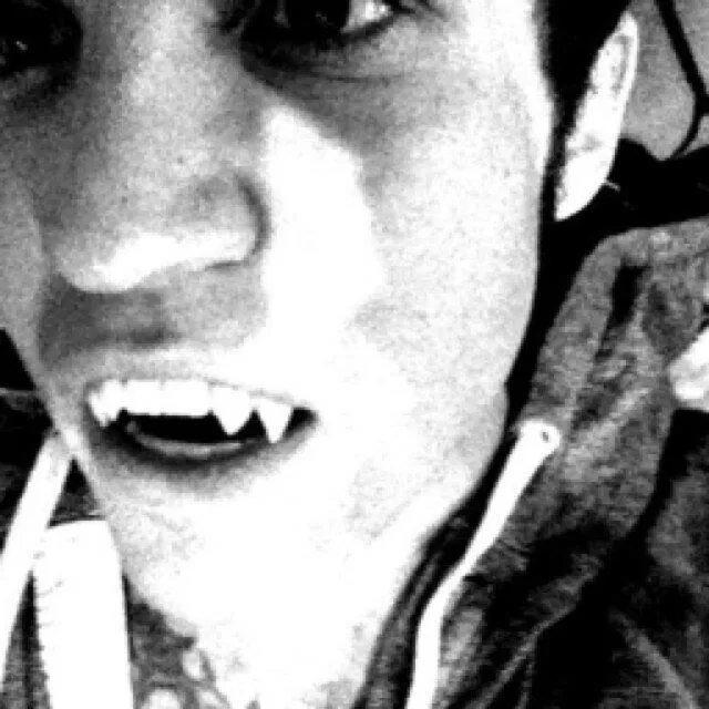 Avatar of ₎₎　　pete wentz