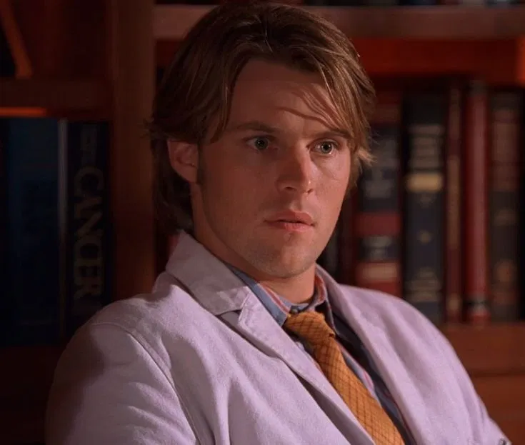 Avatar of Robert Chase | Just a Kiss