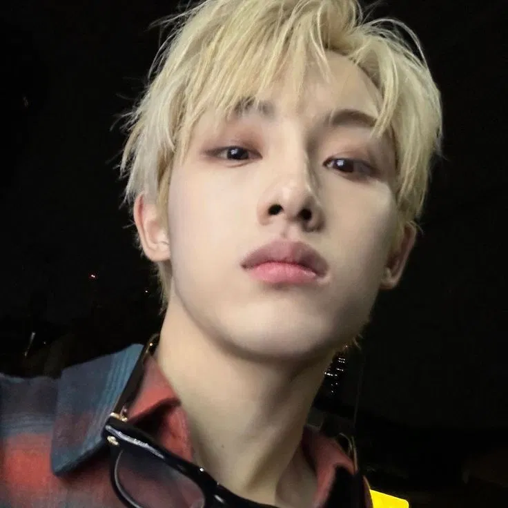 Avatar of . ۫ 在 ི۪۪  WINWIN