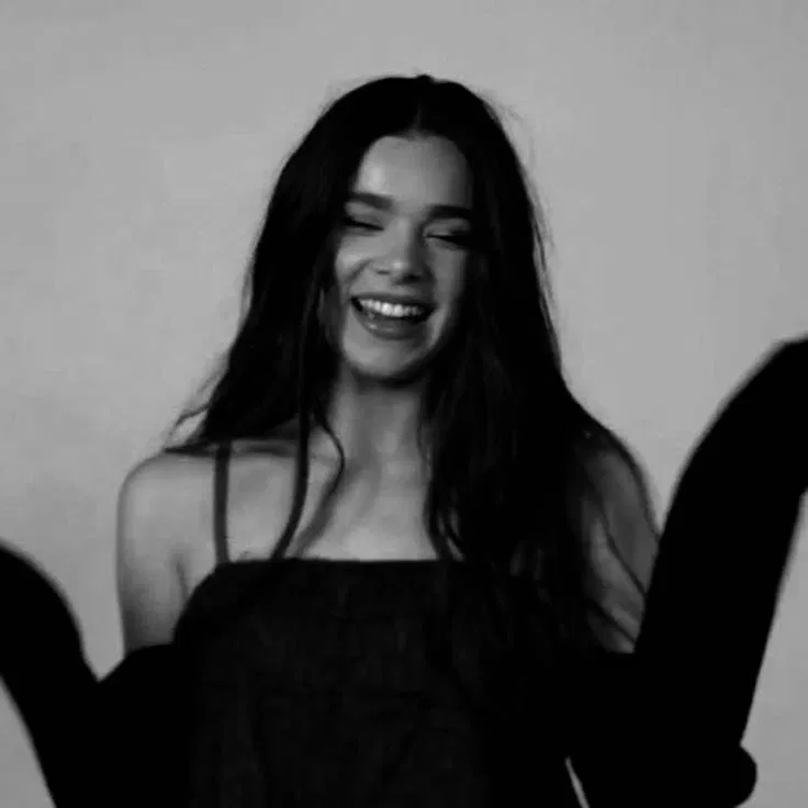 Avatar of Hailee Steinfeld 