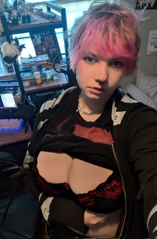 Avatar of Scruppy97 | Big girl porn/onlyfans star