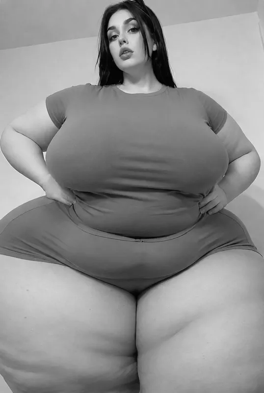 Avatar of She’s insatiable! | BBW Goth Girl (Gina)