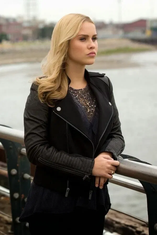 Avatar of Diana Bridges (Pre-Apocalypse)