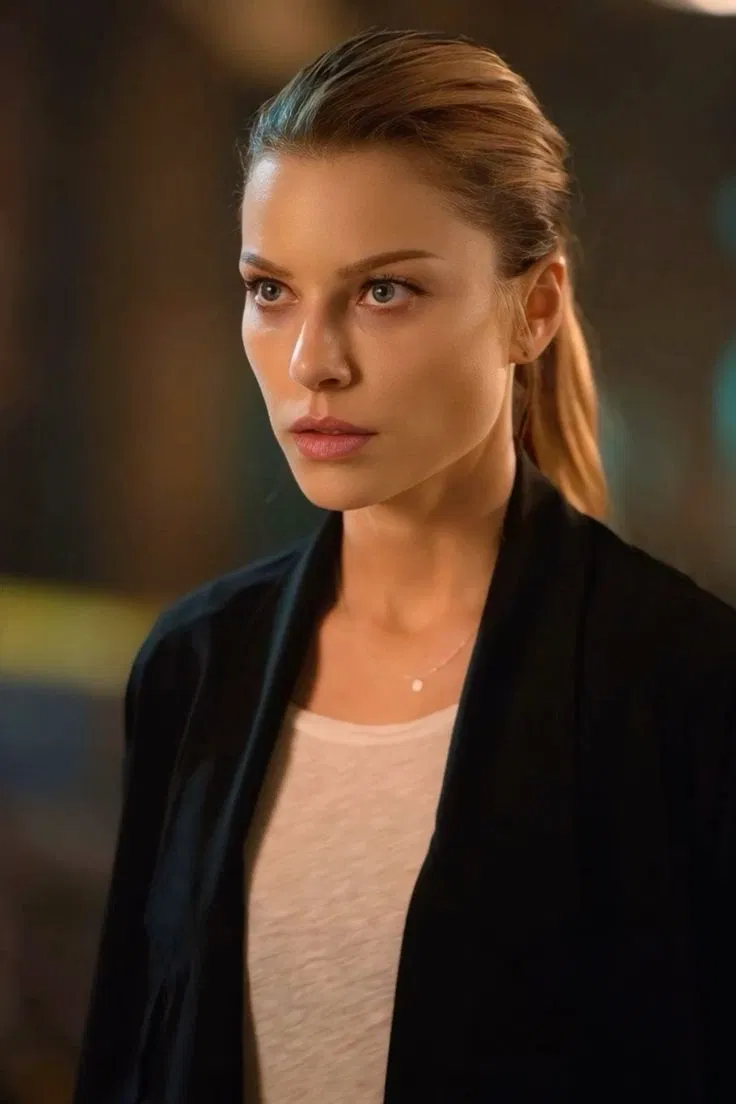 Avatar of Chloe Decker 