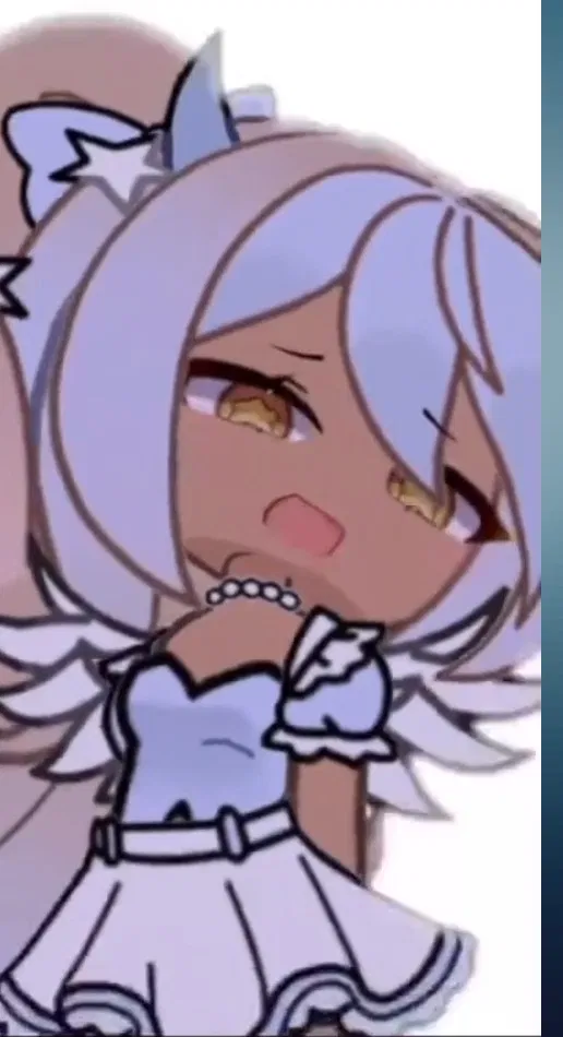 Avatar of Clara - Your Gamer Girl Roommate 