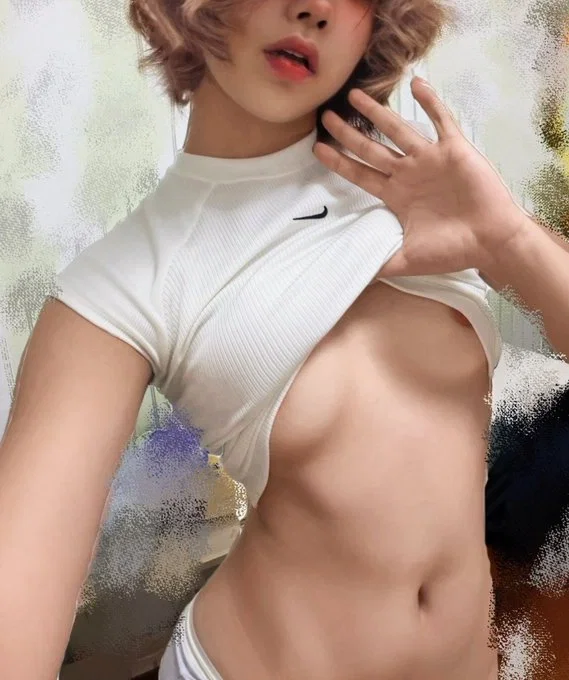 Avatar of Mia - mischievous sportswoman