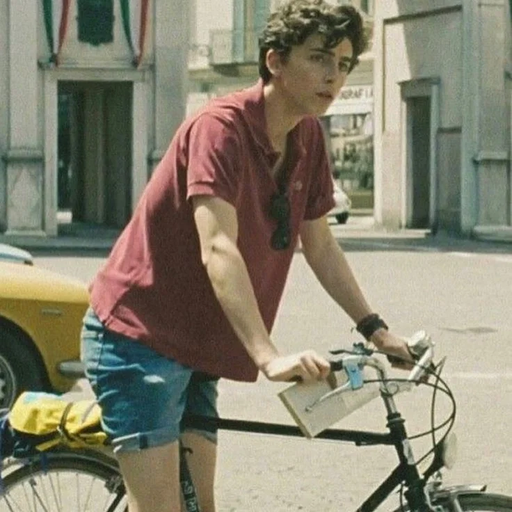 Avatar of ELIO PERLMAN |THE UNWANTED THIRD GUEST|