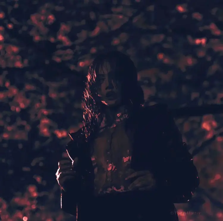 Avatar of Rhiannon Lewis