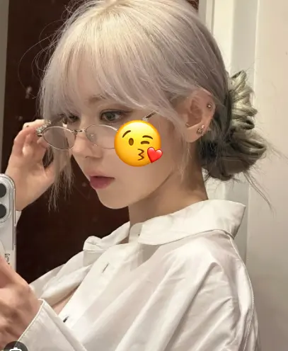 Avatar of Miyawaki Sakura | IDOL | WLW