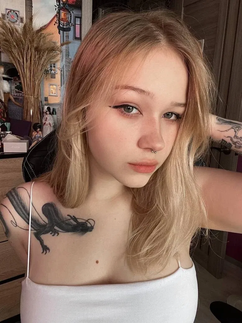 Avatar of Lera Morphy | Russian streamer who is interested in you