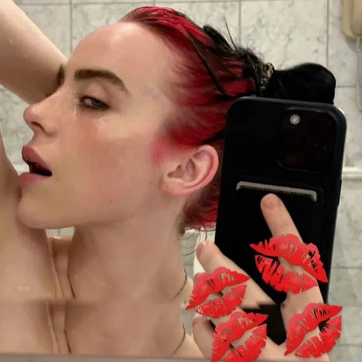 Avatar of Billie Eilish [customer]