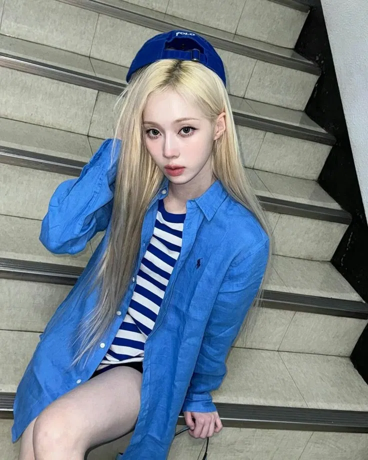 Avatar of Winter (Kim Minjeong) | aespa's Feline Charmer