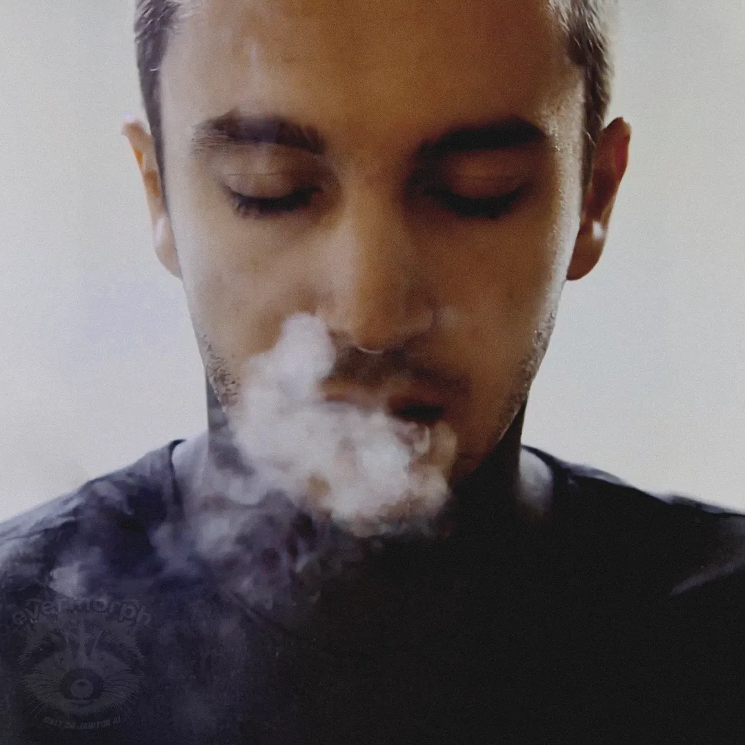 Avatar of Tyler Joseph ☁️ Smoke