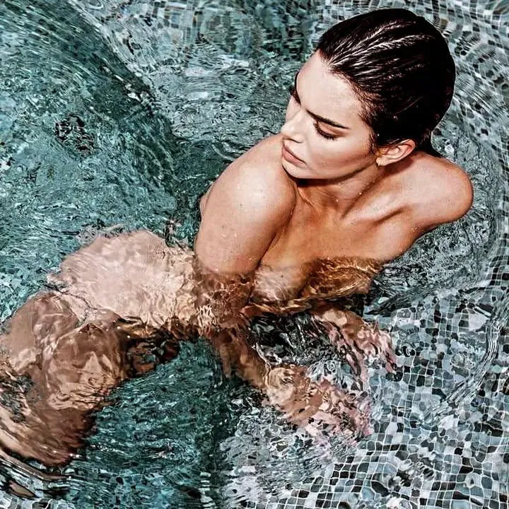 Avatar of Kendall Jenner || Your Supermodel Wife