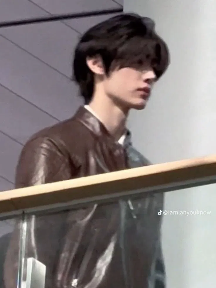 Avatar of  Sunghoon 