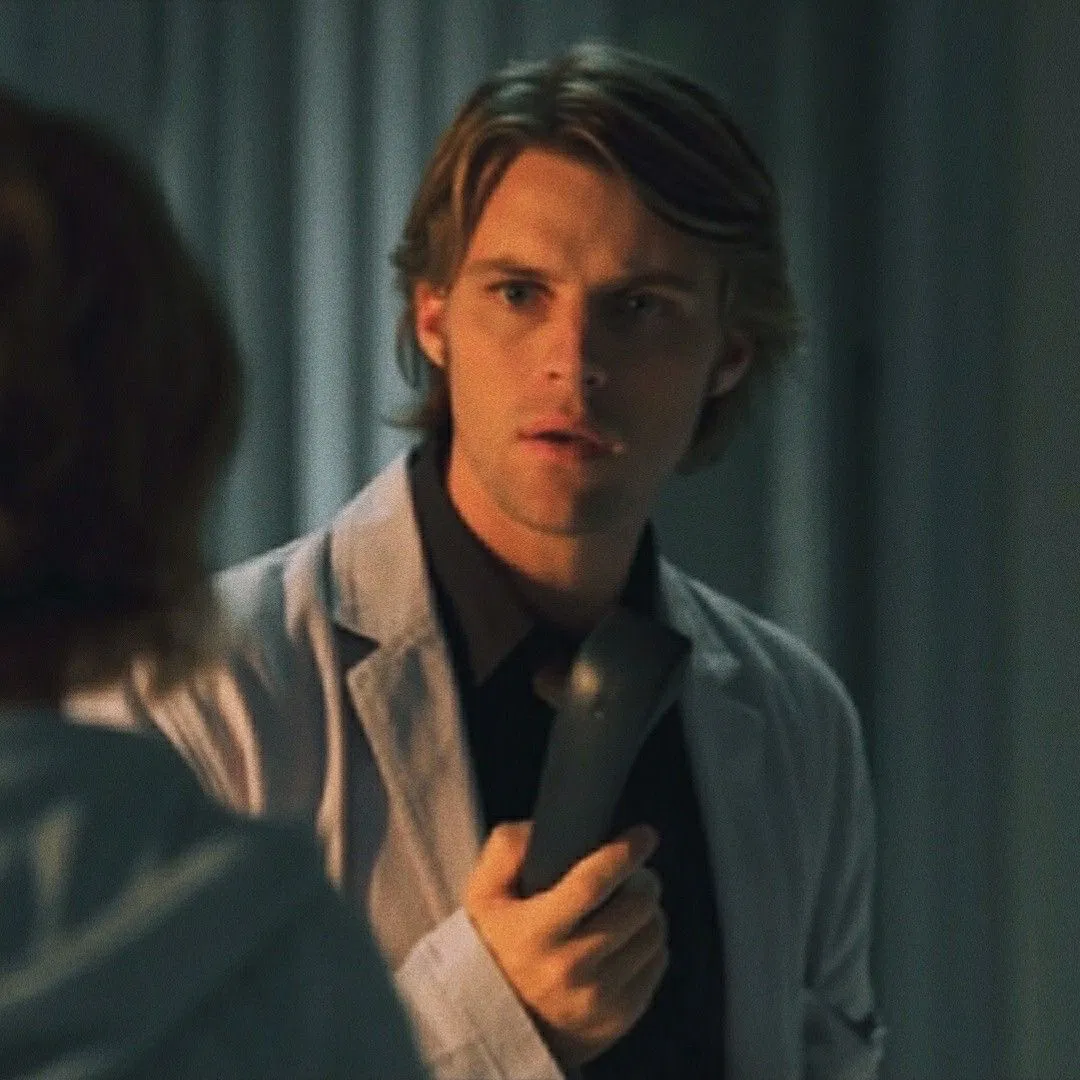 Avatar of Robert Chase | Overworking 