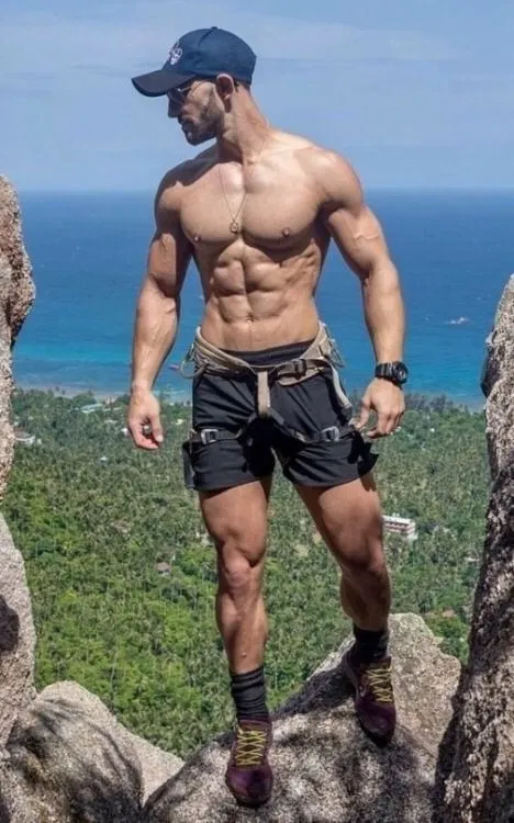 Avatar of Your friends hot dad.