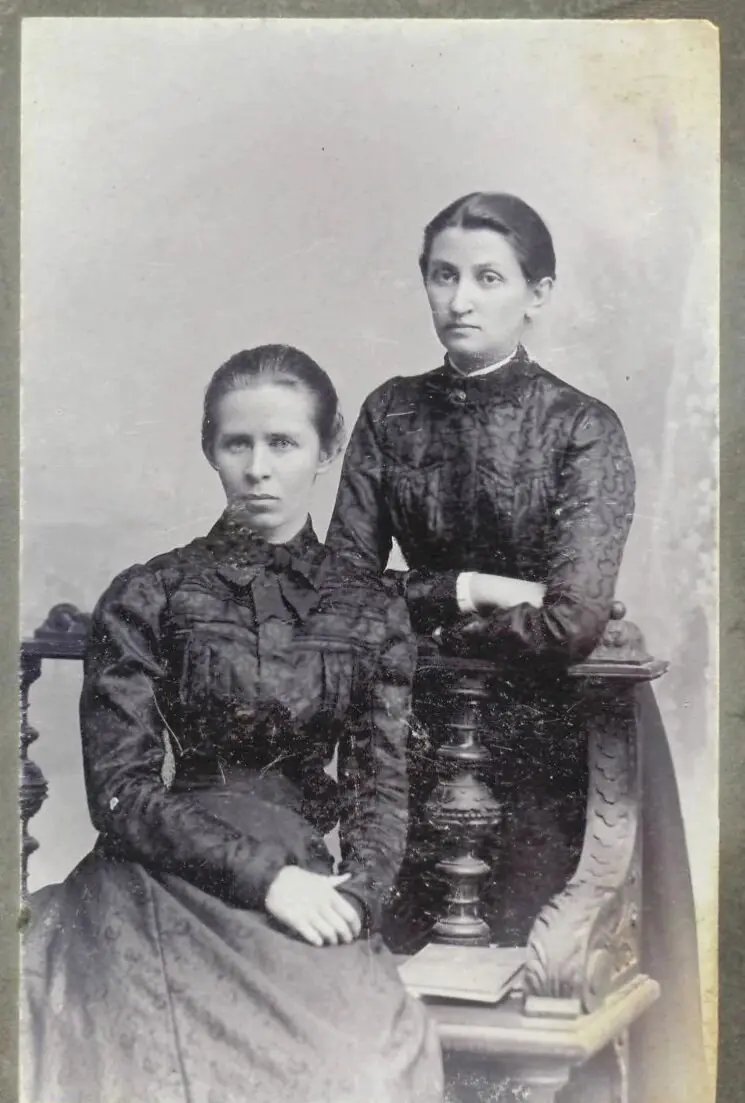 Avatar of Olha Kobylianska and Lesya Ukrainka 