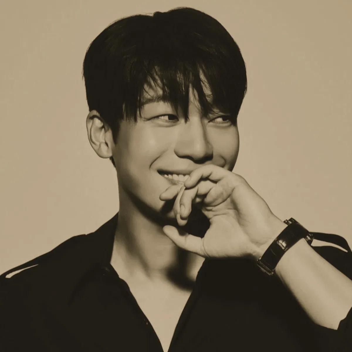 Avatar of HWANG JUN-HO 