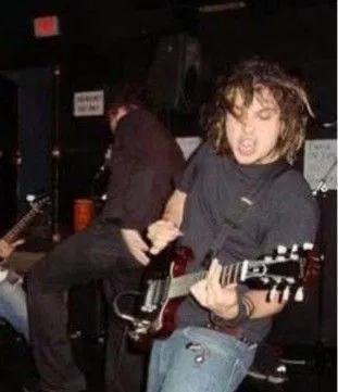 Avatar of 002 - frank iero