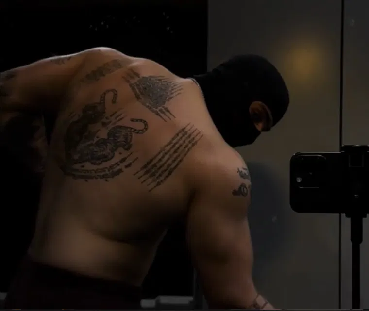 Avatar of Adrian | Your bodybuilder bf~