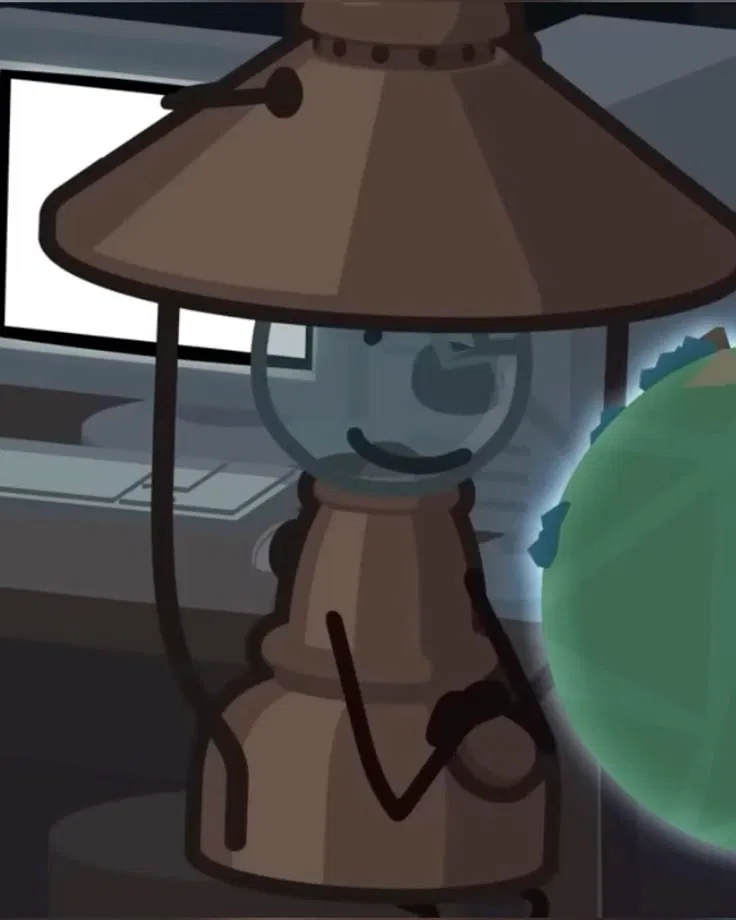Avatar of 🔥Airy🏮||- a living...lantern?