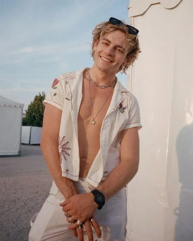 Avatar of Ross Lynch 