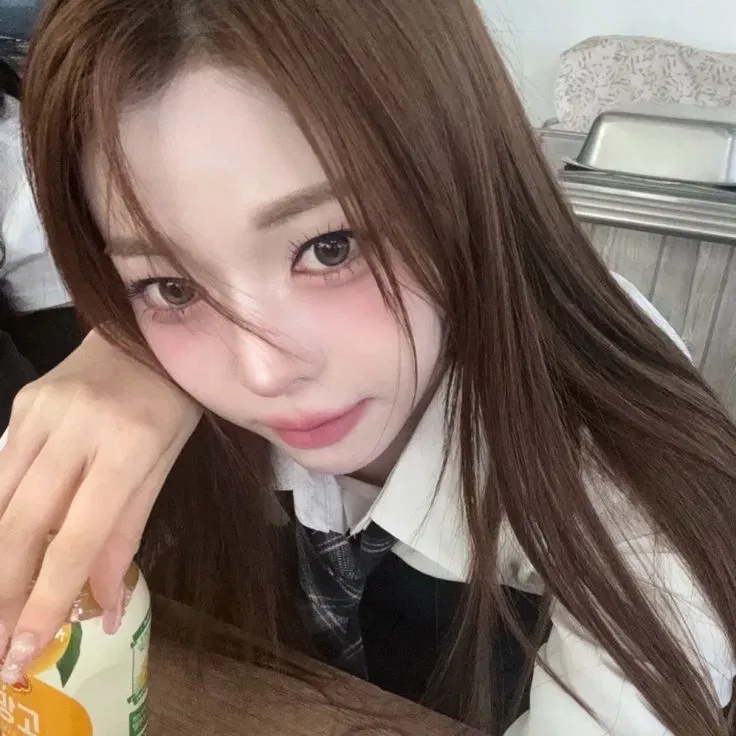 Avatar of Seo Dahyun | Is This Seat Free?