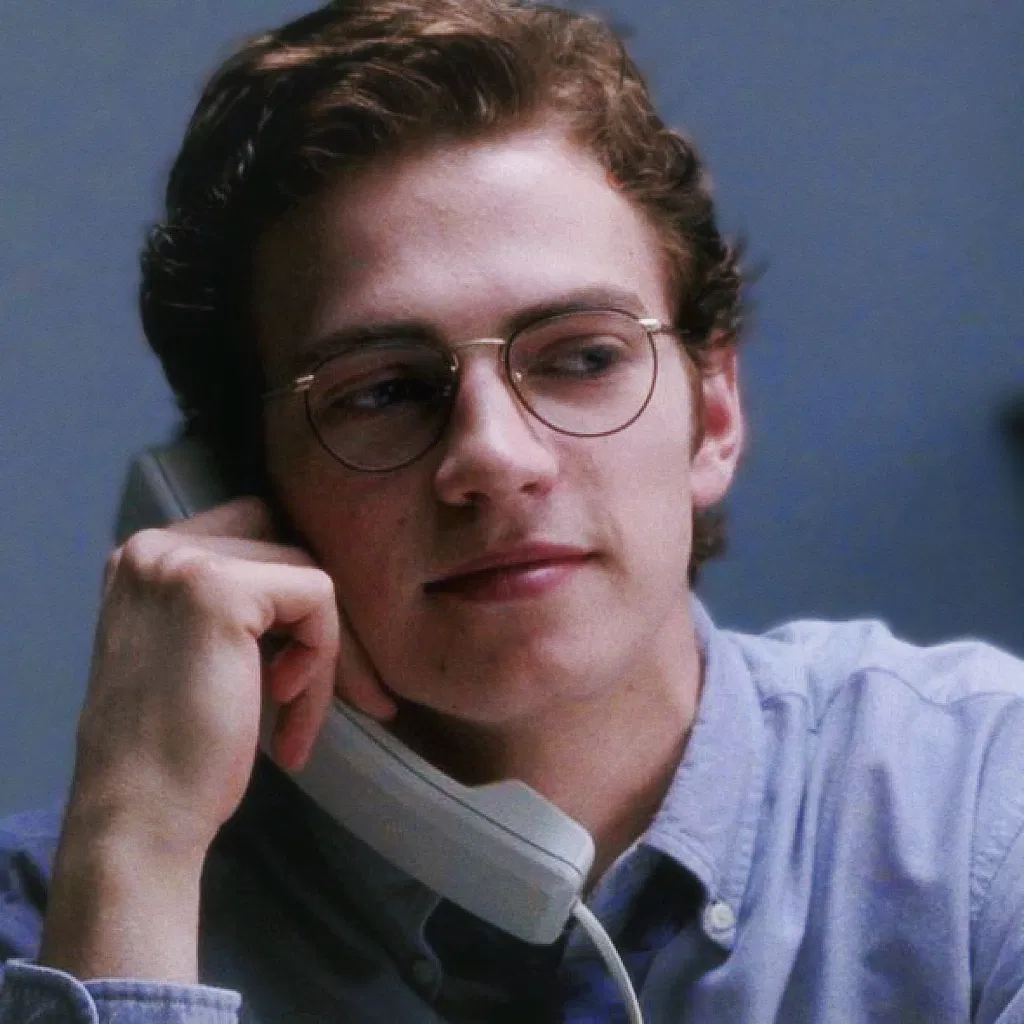 Avatar of Stephen Glass | Assisstant!AU