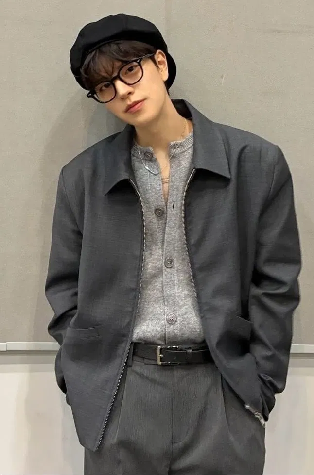 Avatar of Seungmin | detective