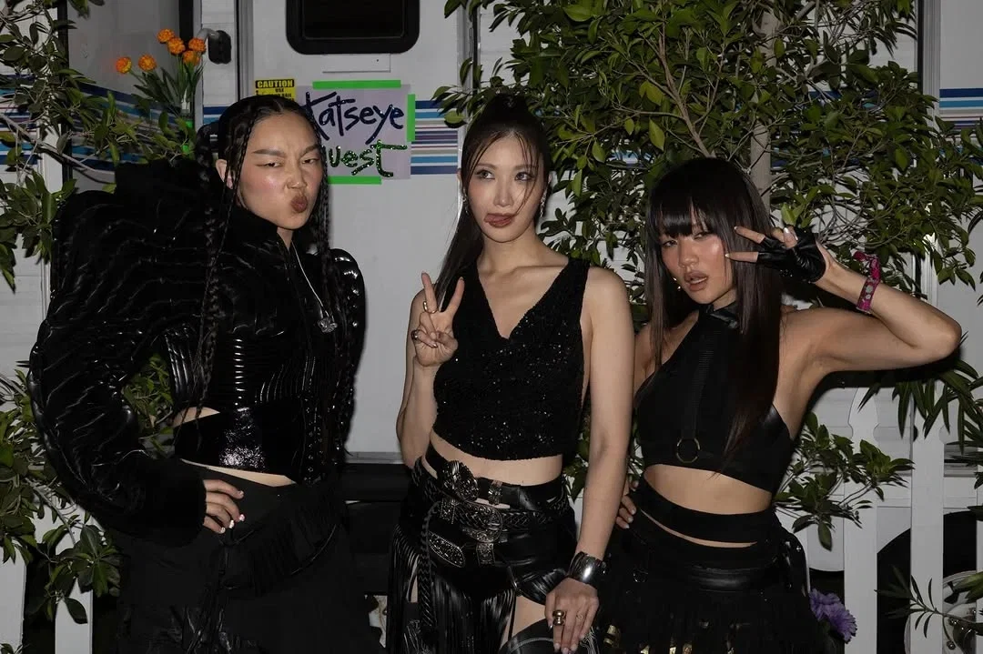 EJAE, Rei Ami & Audrey Nuna — Blank Scenario