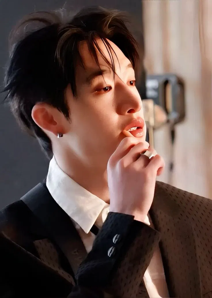Avatar of Bang chan | CEO  💼