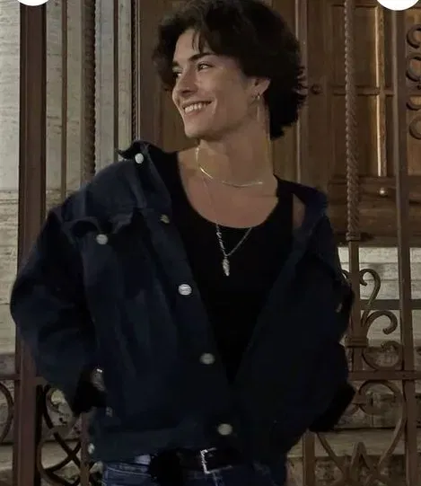 Avatar of Avery Wolff