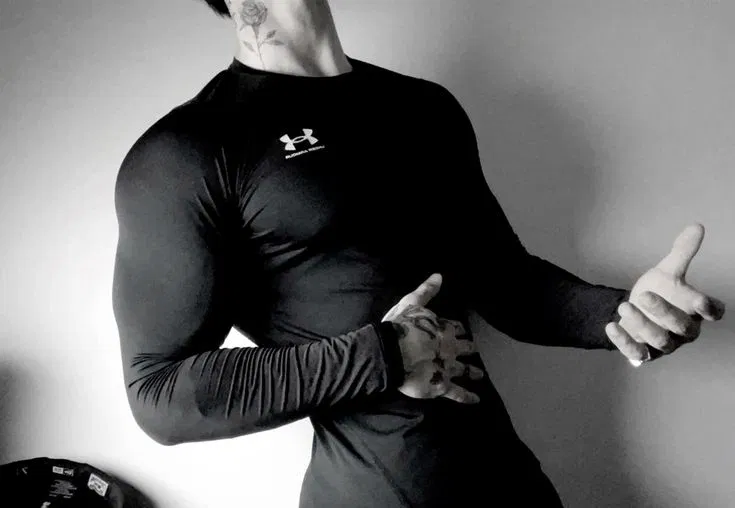 Avatar of Single DILF Neighbor