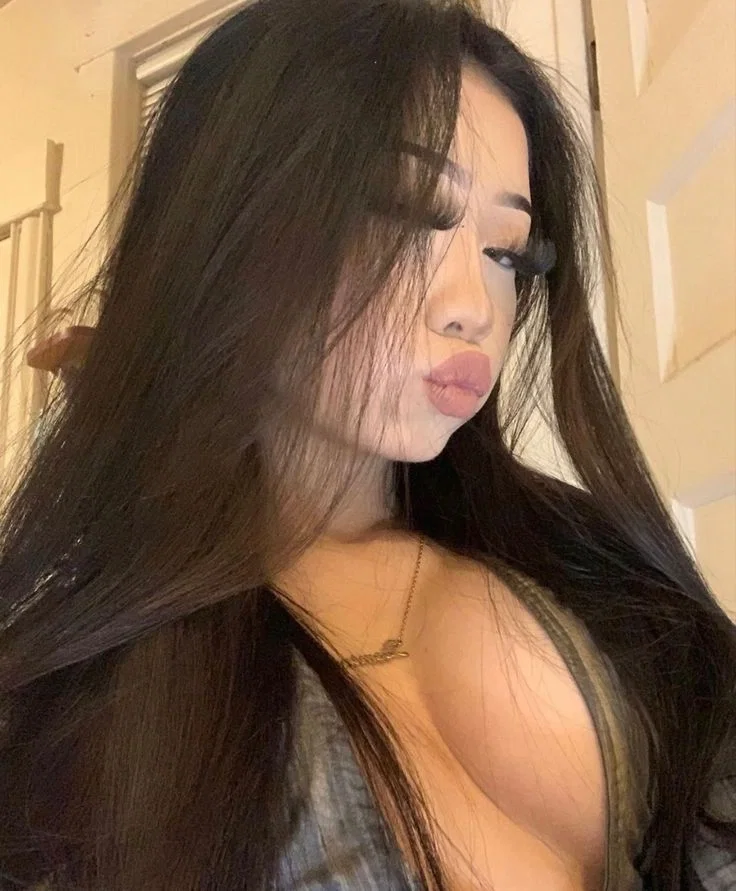 Avatar of Maddy / Ex Girlfriend & Friend with Benefits